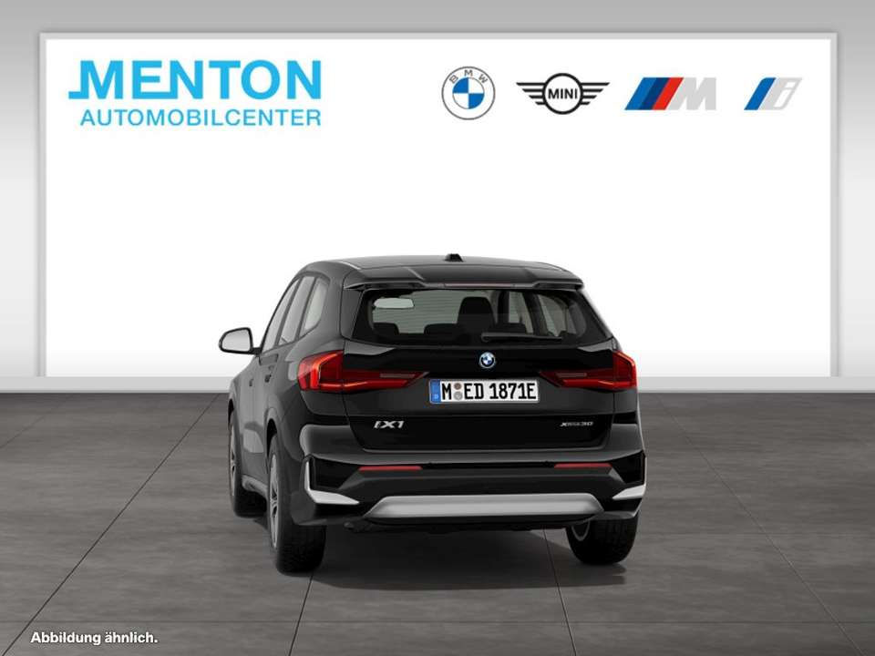 BMW iX1 - Imagem 9