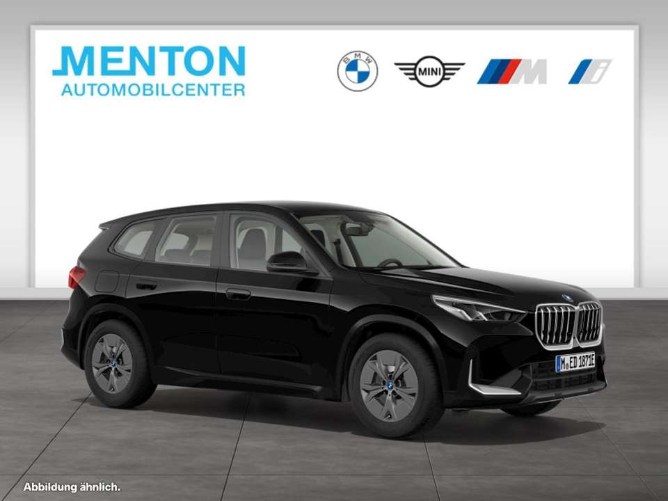BMW iX1 - Imagem 11