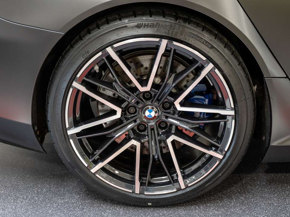 BMW M5 - Imagem 10