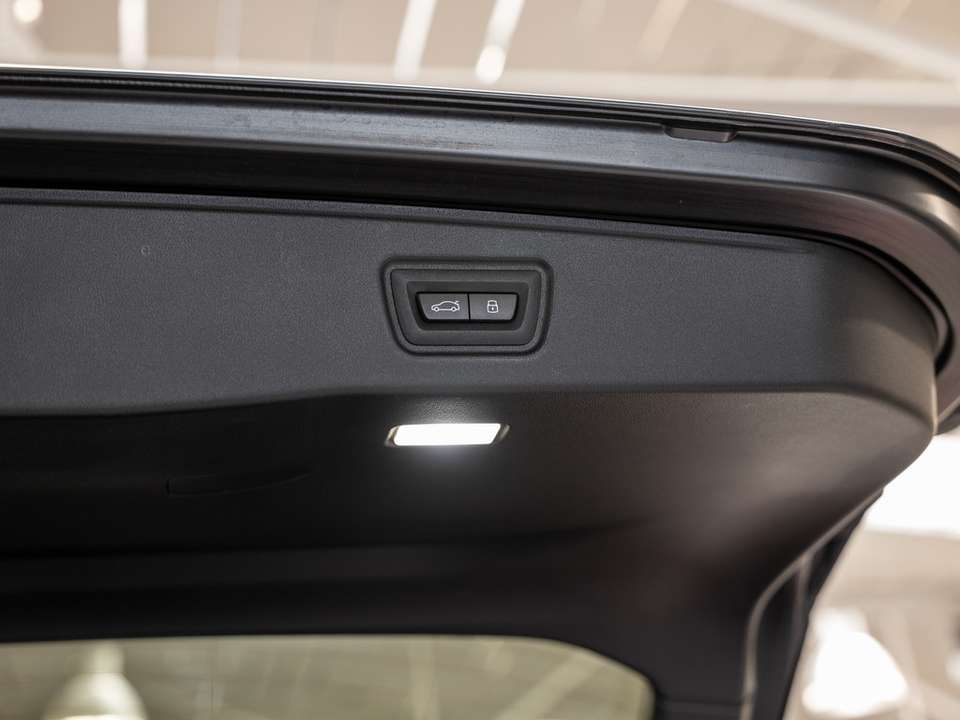 BMW M5 - Imagem 12