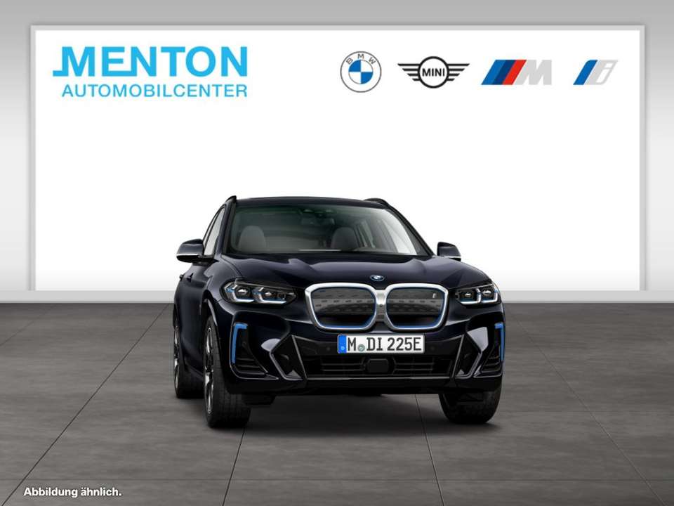 BMW iX3 - Imagem 12