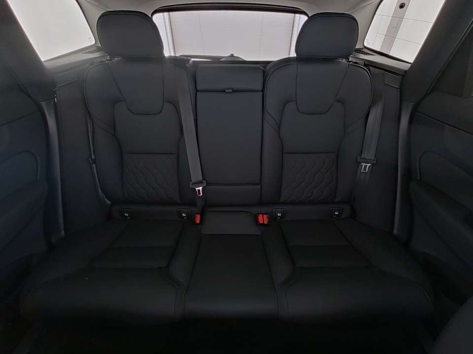 Volvo XC60 - Imagem 12