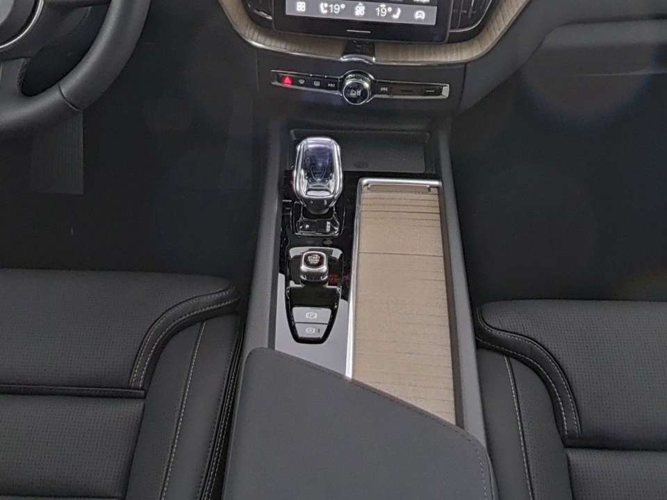 Volvo XC60 - Imagem 6