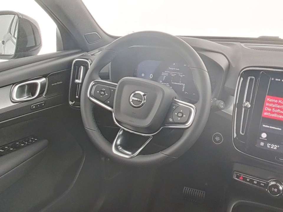Volvo XC40 - Imagem 13