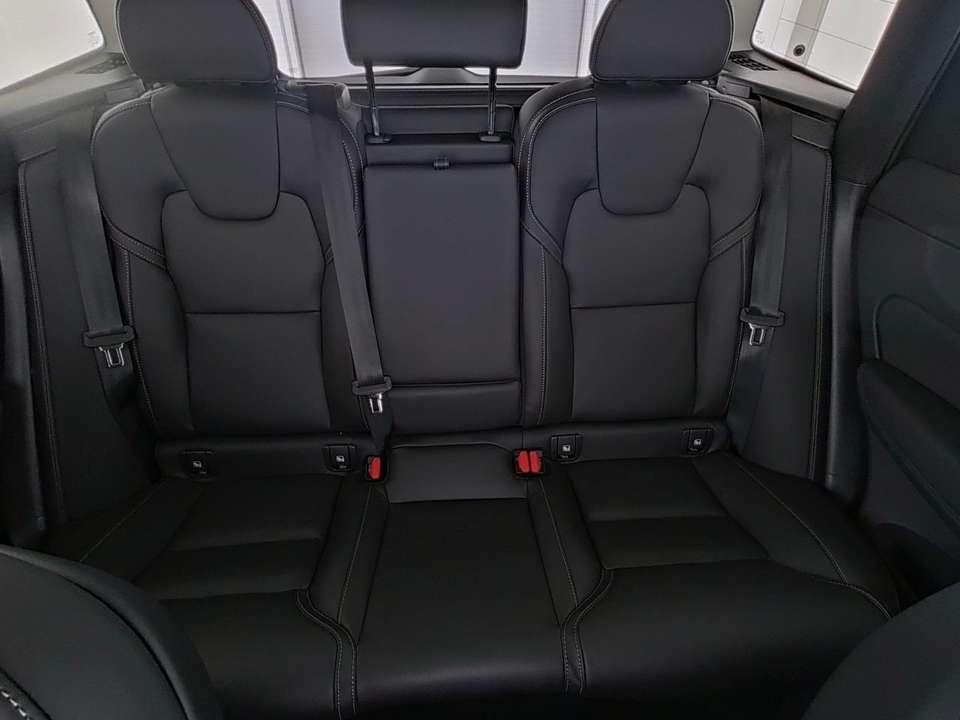 Volvo XC60 - Imagem 12