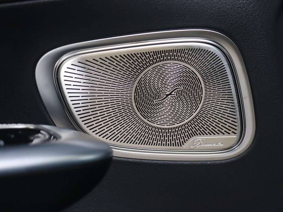 Mercedes-Benz GLC 300 - Imagem 11
