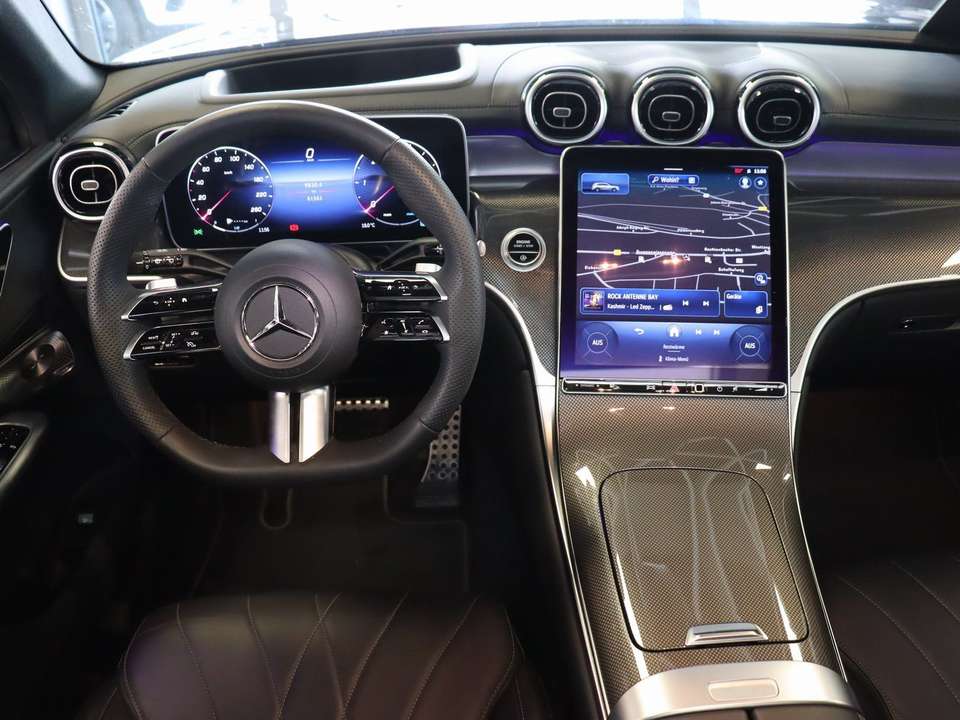 Mercedes-Benz GLC 300 - Imagem 13