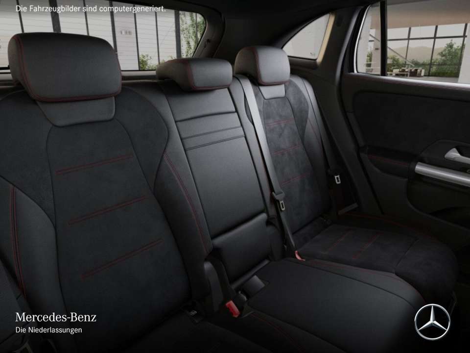 Mercedes-Benz GLA 180 - Imagem 12