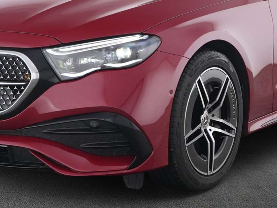 Mercedes-Benz E 220 - Imagem 3