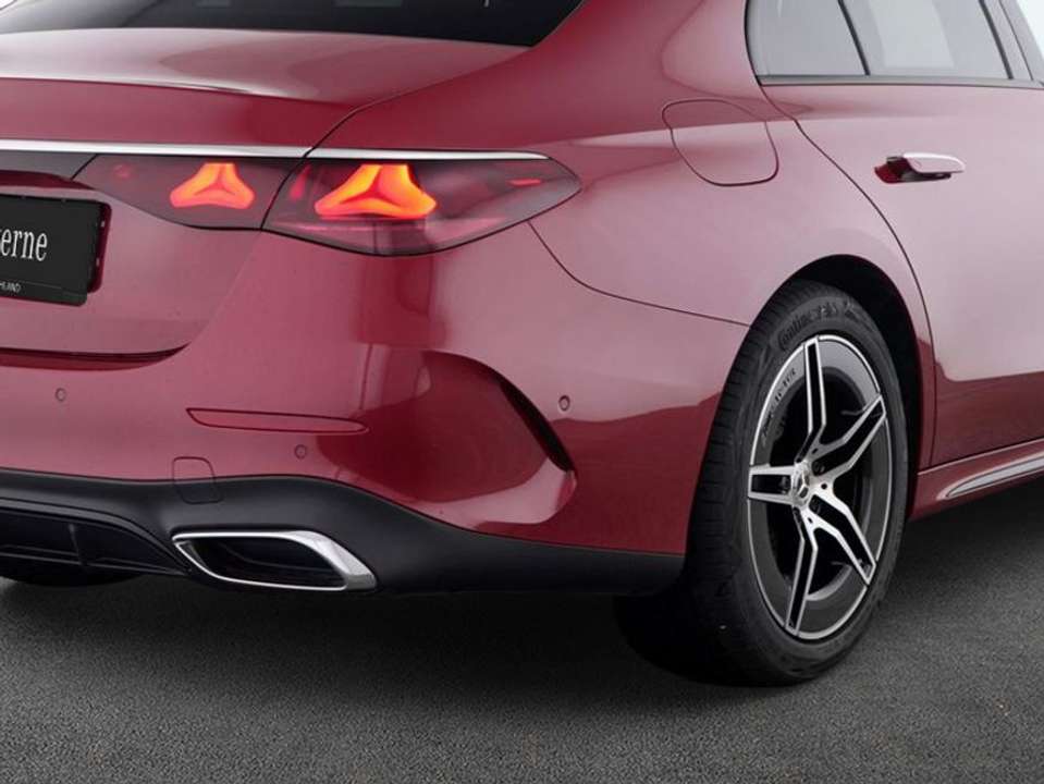 Mercedes-Benz E 220 - Imagem 4