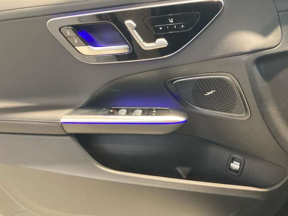 Mercedes-Benz C 200 - Imagem 15