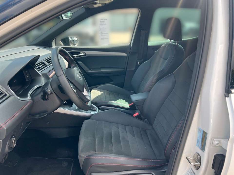 SEAT Arona - Imagem 7