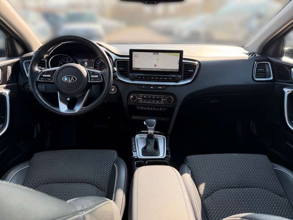 Kia Ceed SW / cee'd SW - Imagem 11