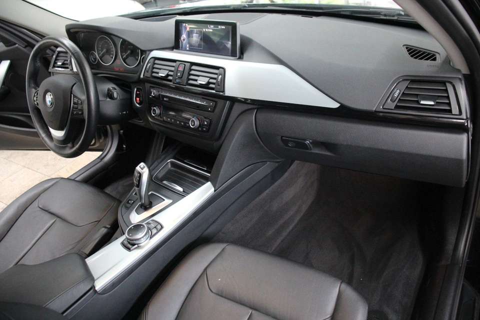 BMW 320 - Imagem 12