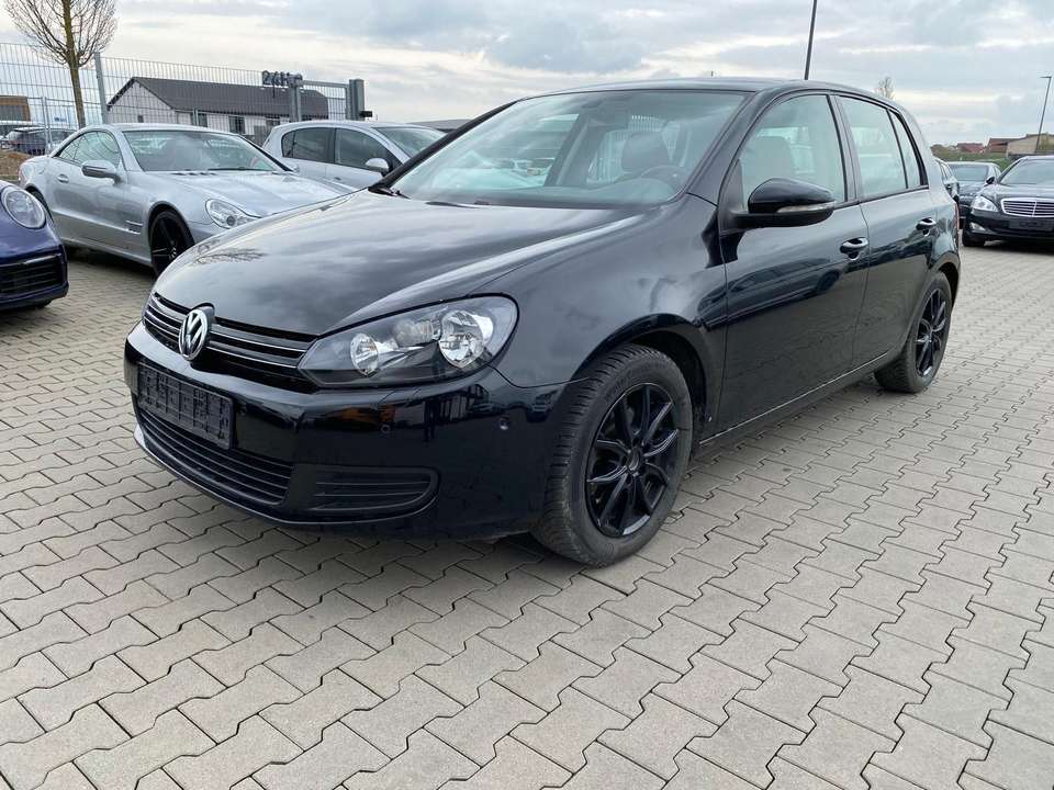 Volkswagen Golf - Imagem 1