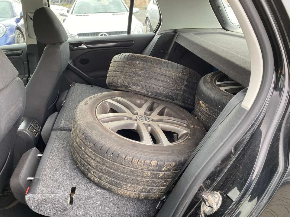 Volkswagen Golf - Imagem 6