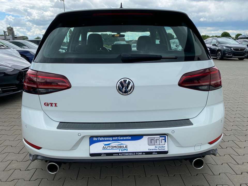 Volkswagen Golf - Imagem 5