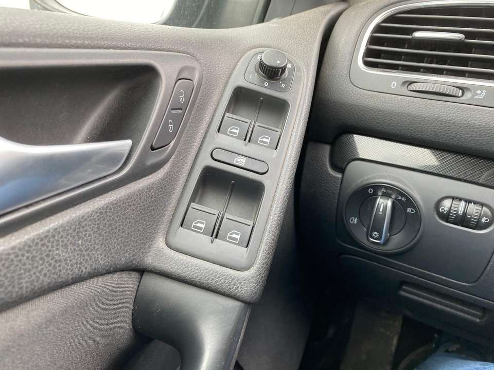 Volkswagen Golf - Imagem 12