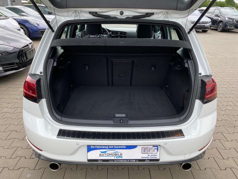 Volkswagen Golf - Imagem 10