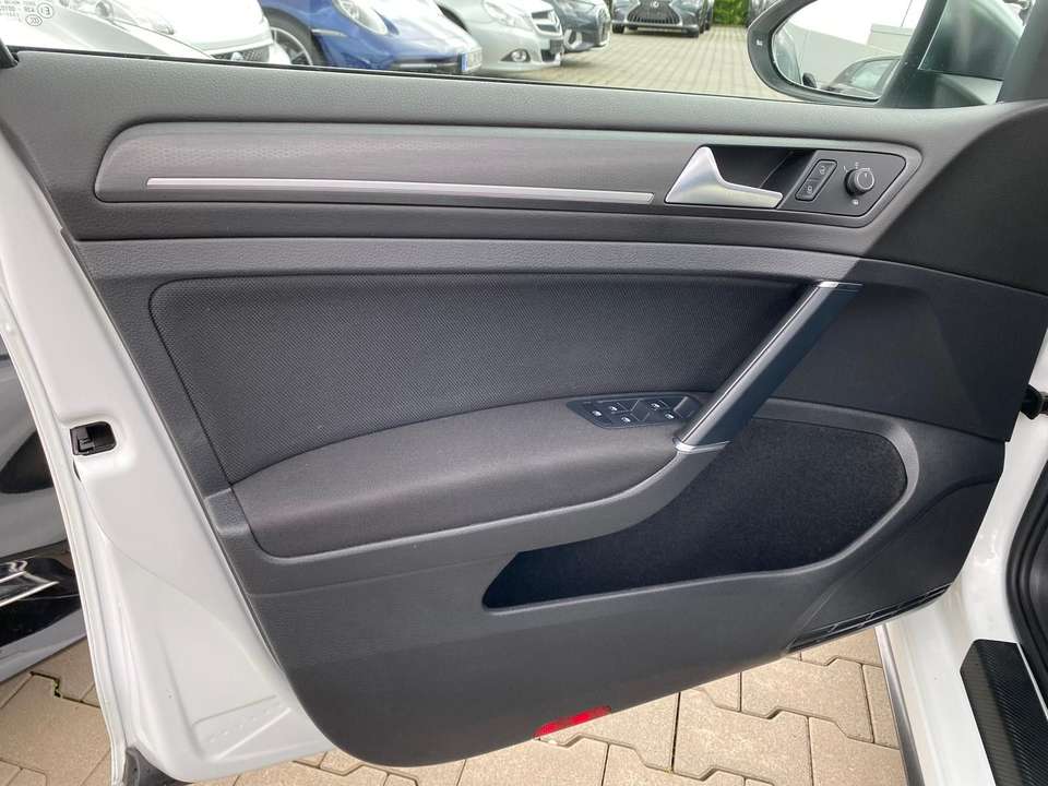 Volkswagen Golf - Imagem 15