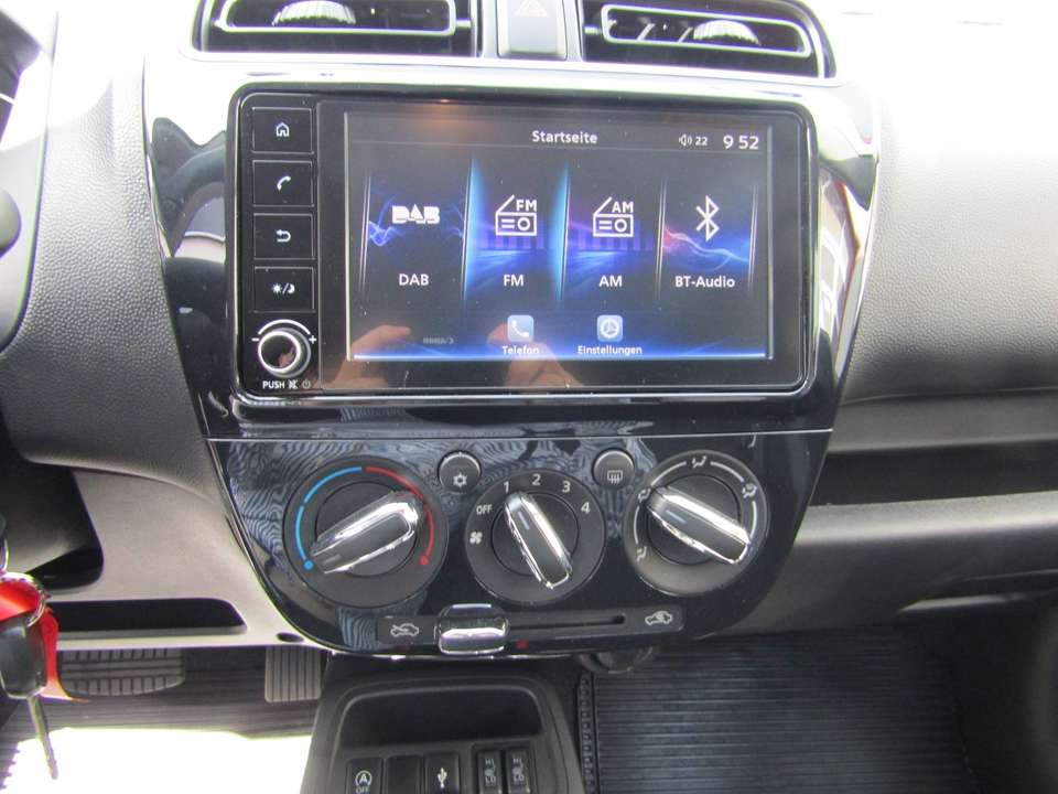 Mitsubishi Space Star - Imagem 14
