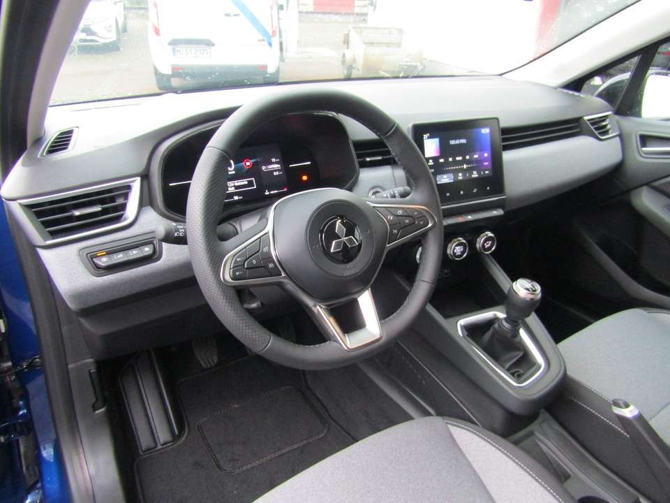 Mitsubishi Colt - Imagem 8