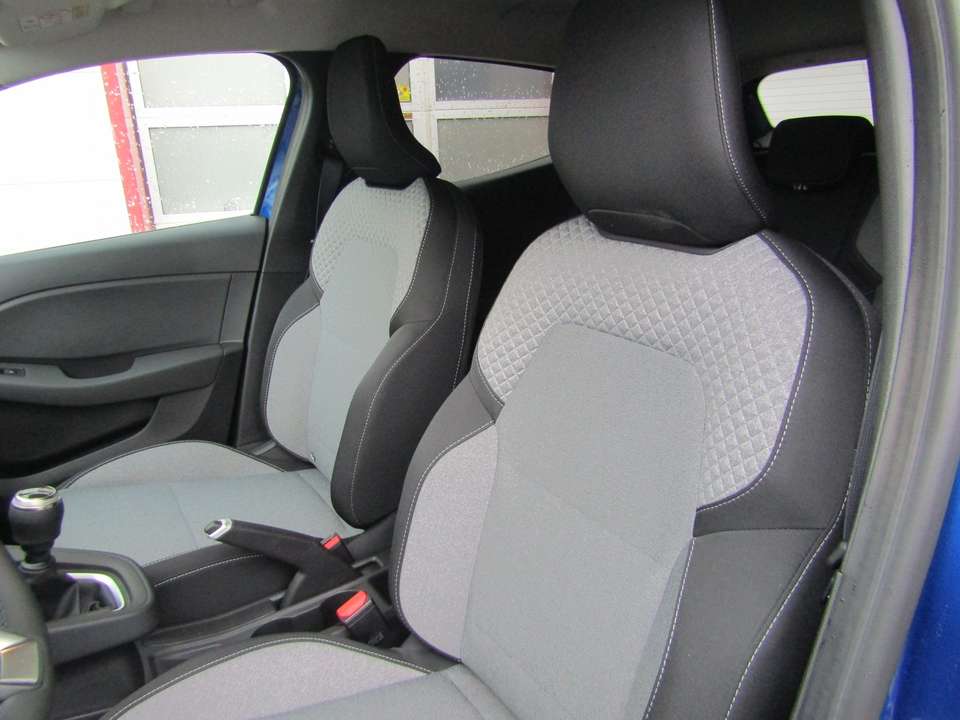Mitsubishi Colt - Imagem 13