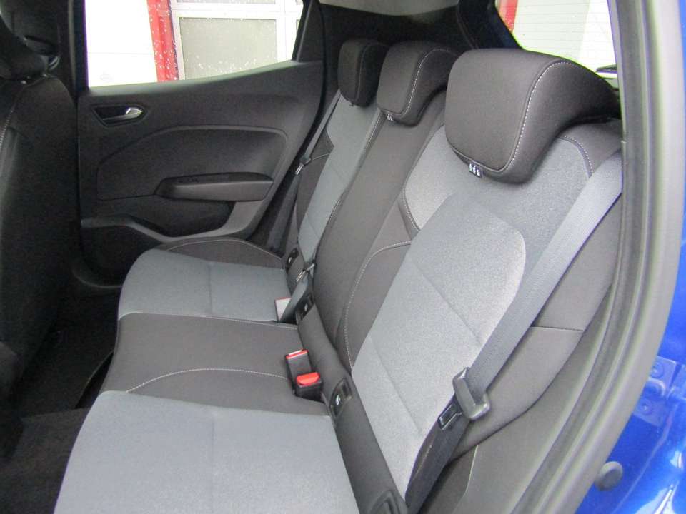 Mitsubishi Colt - Imagem 14
