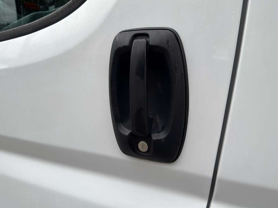 Opel Movano - Imagem 12