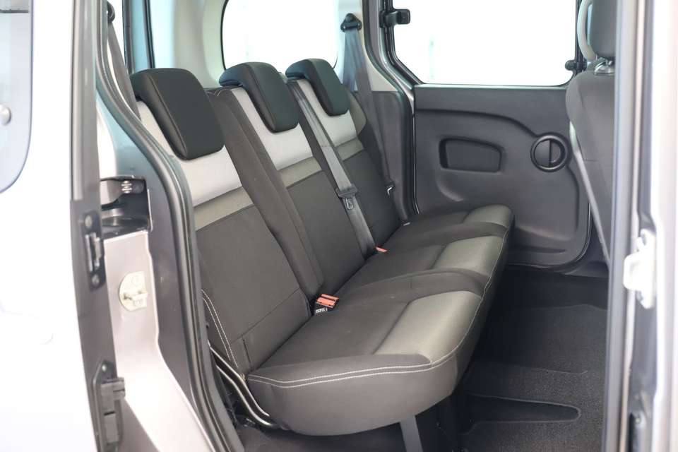 Renault Kangoo - Imagem 12