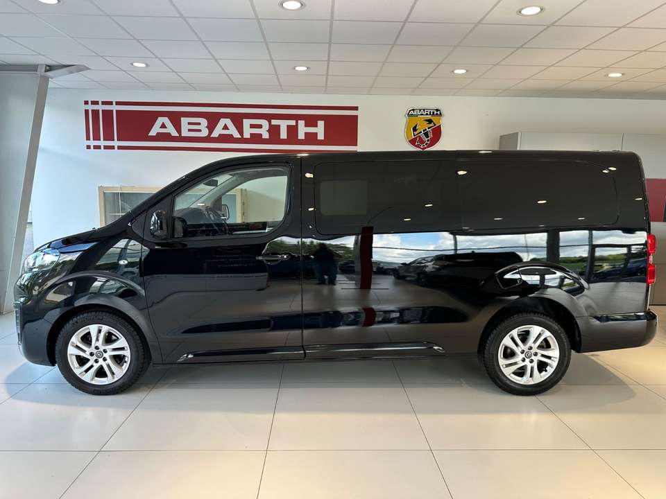 Opel Vivaro - Imagem 8