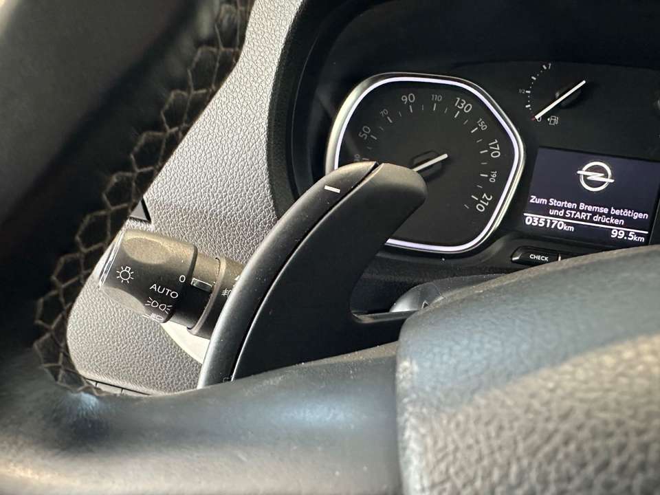 Opel Vivaro - Imagem 12