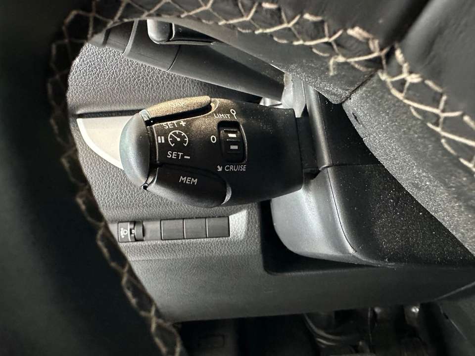 Opel Vivaro - Imagem 14