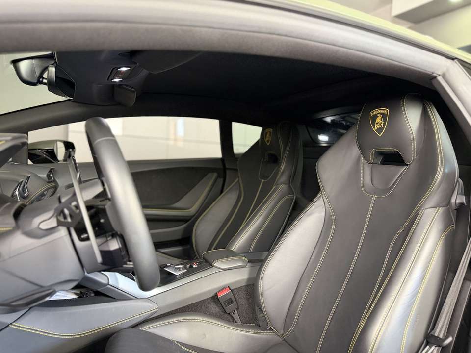 Lamborghini Huracán - Imagem 12