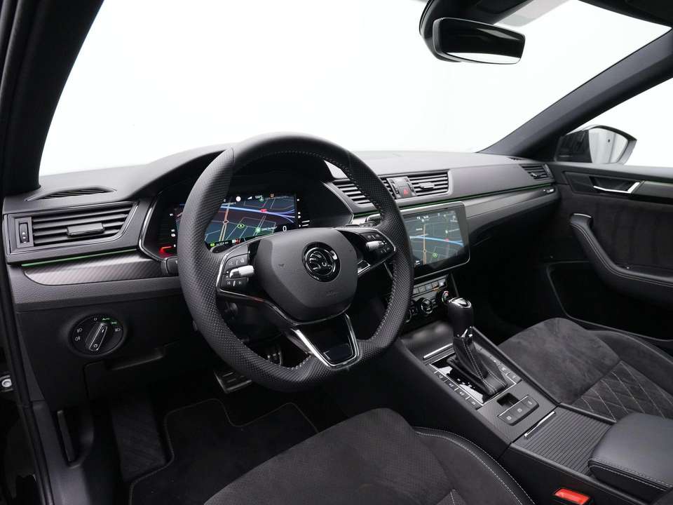 Skoda Superb - Imagem 3