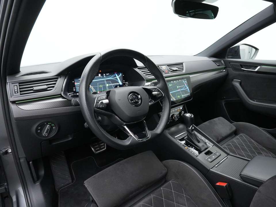 Skoda Superb - Imagem 3
