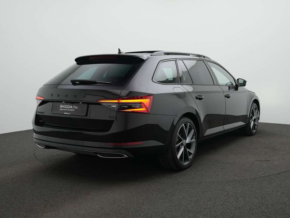 Skoda Superb - Imagem 5