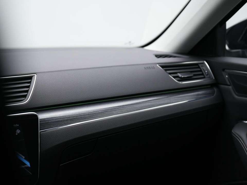 Skoda Superb - Imagem 10