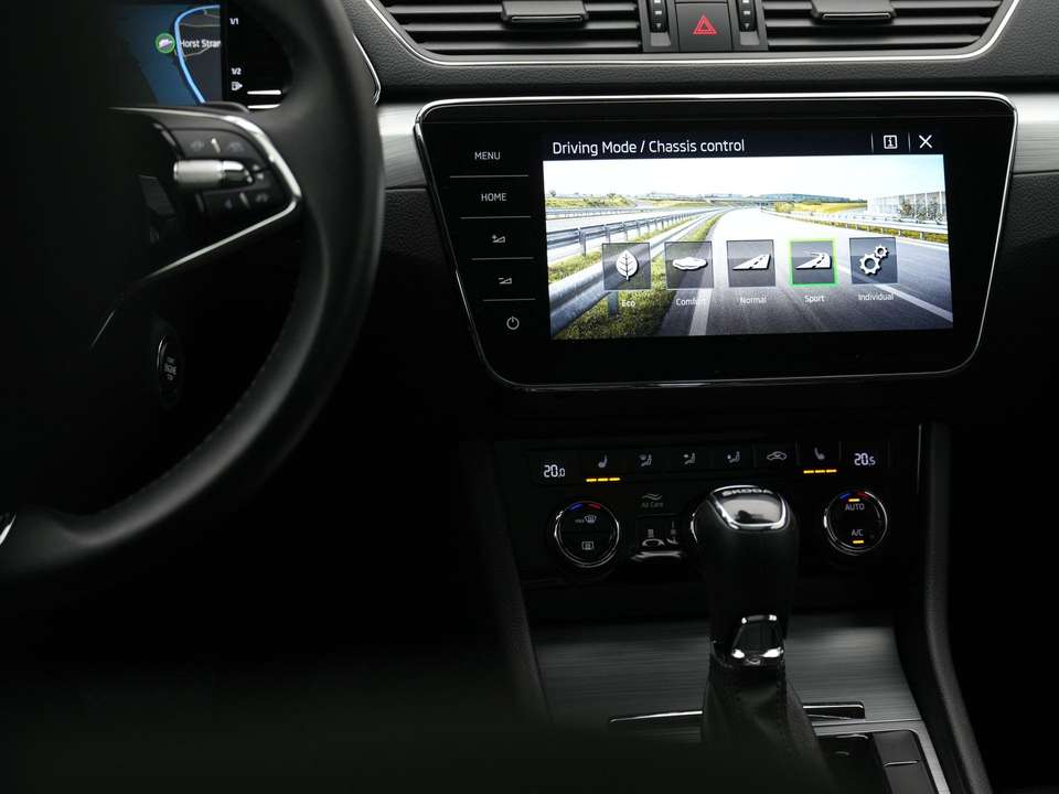 Skoda Superb - Imagem 7