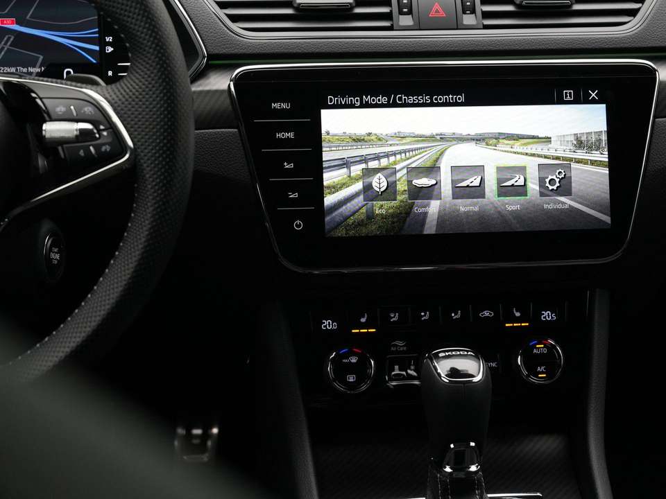 Skoda Superb - Imagem 10
