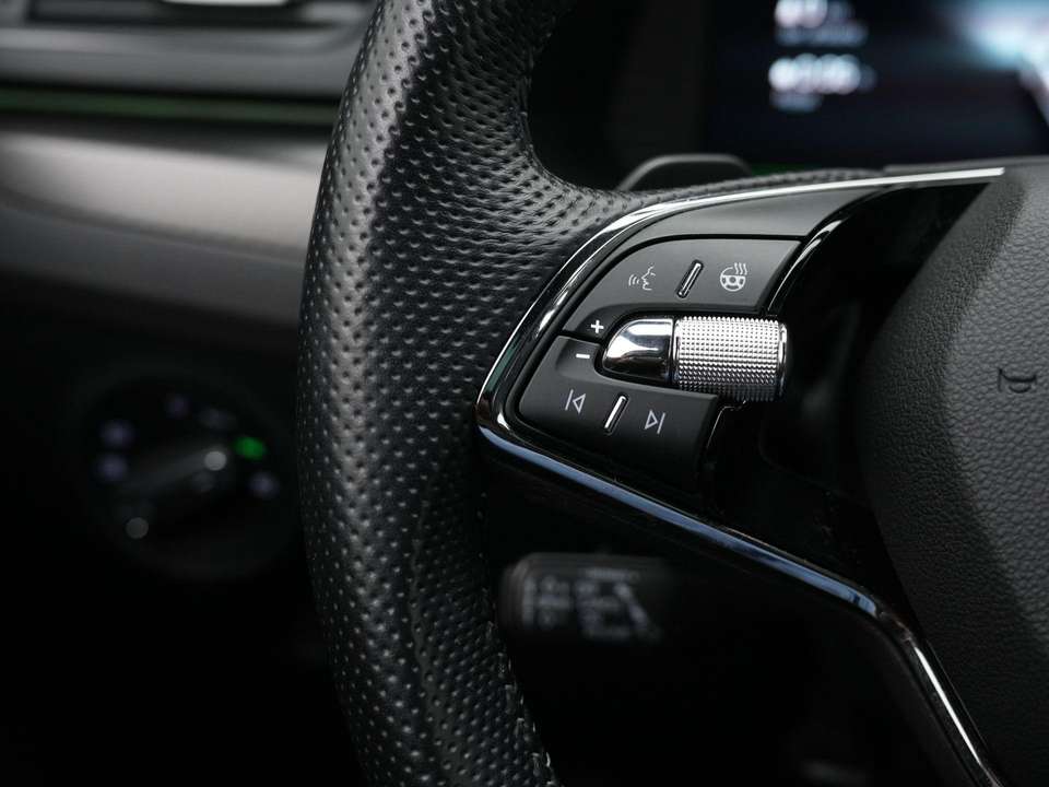 Skoda Superb - Imagem 9
