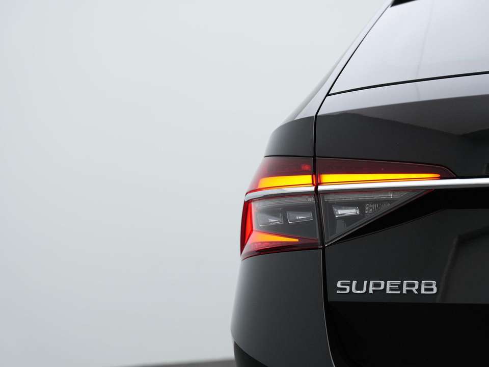 Skoda Superb - Imagem 14