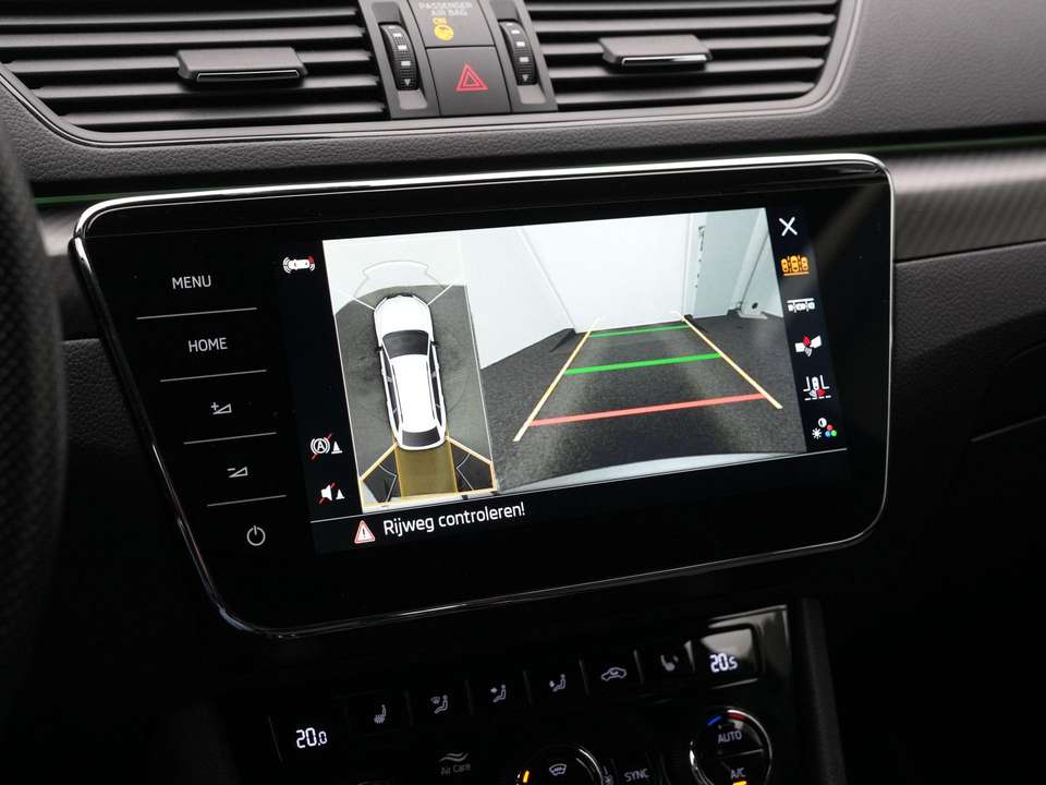 Skoda Superb - Imagem 12