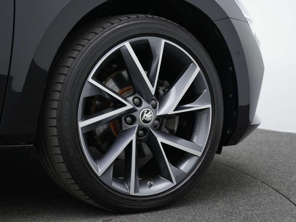 Skoda Superb - Imagem 15