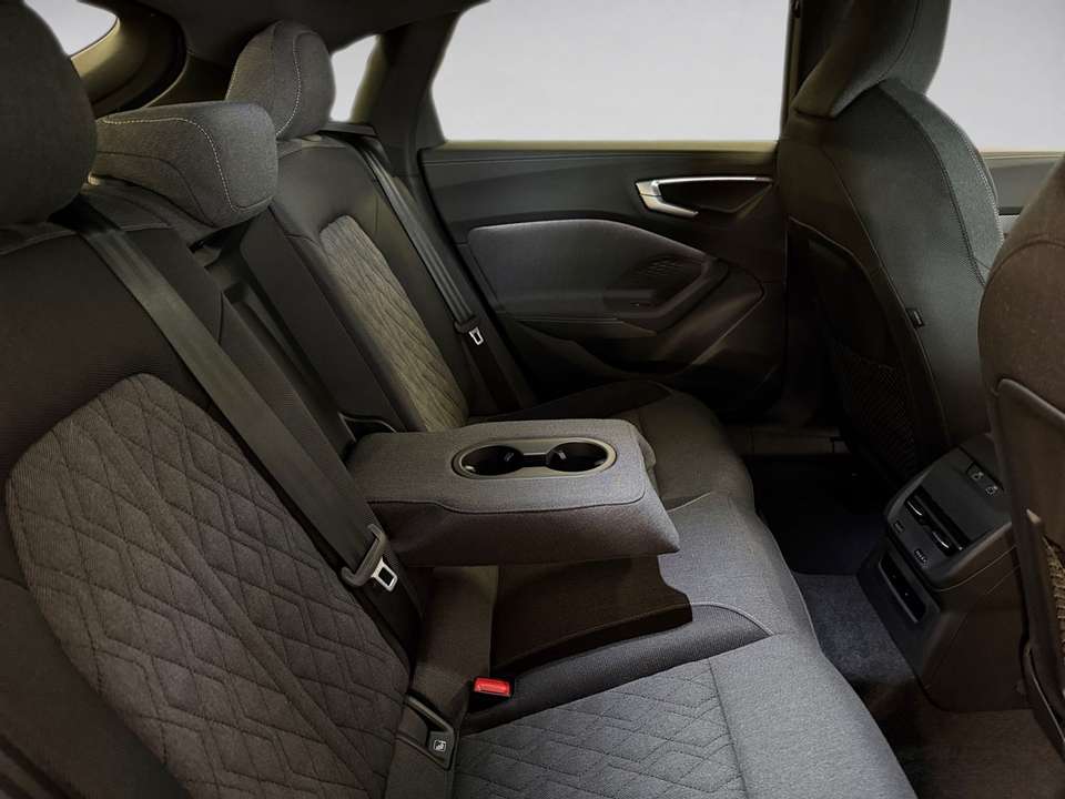 Car picture 11