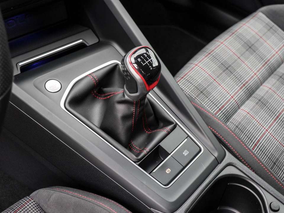 Volkswagen Golf GTI - Imagem 10