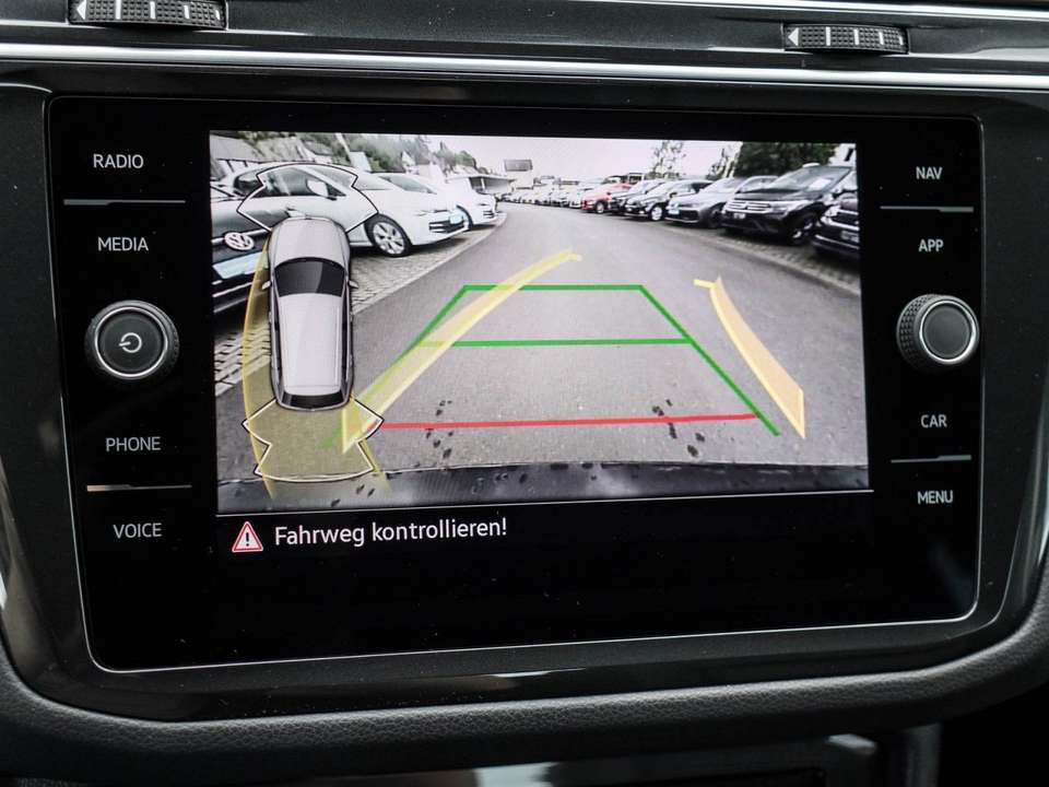 Volkswagen Tiguan - Imagem 13