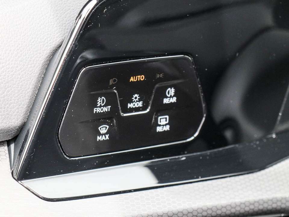 Volkswagen Golf GTI - Imagem 13