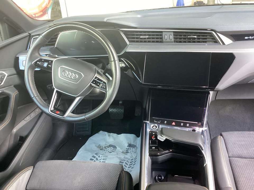 Audi e-tron - Imagem 12