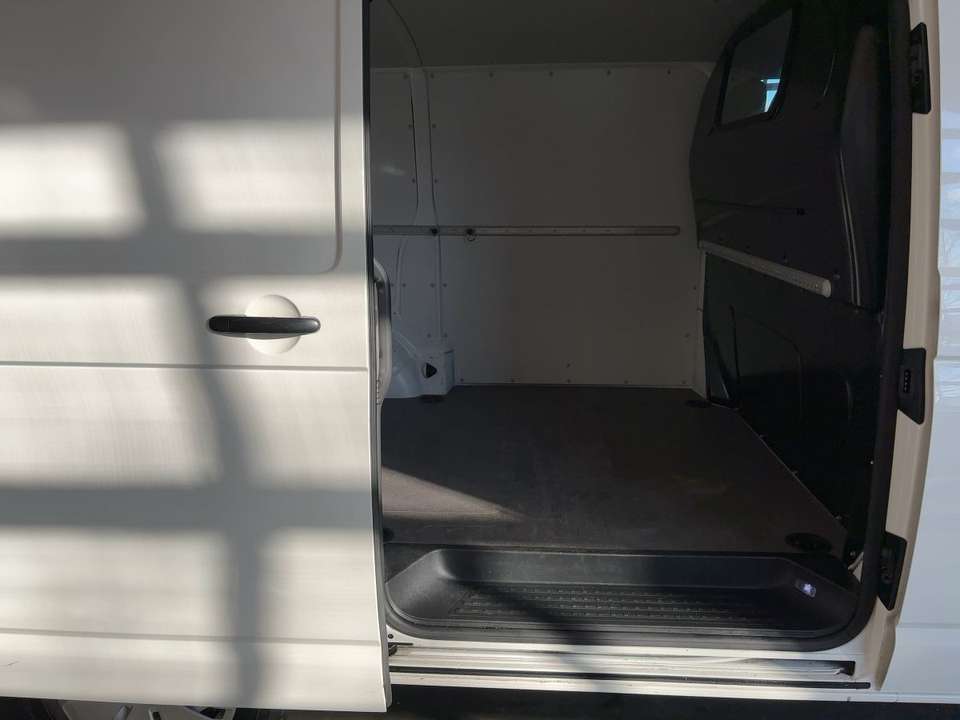 Volkswagen T6.1 Transporter - Imagem 10
